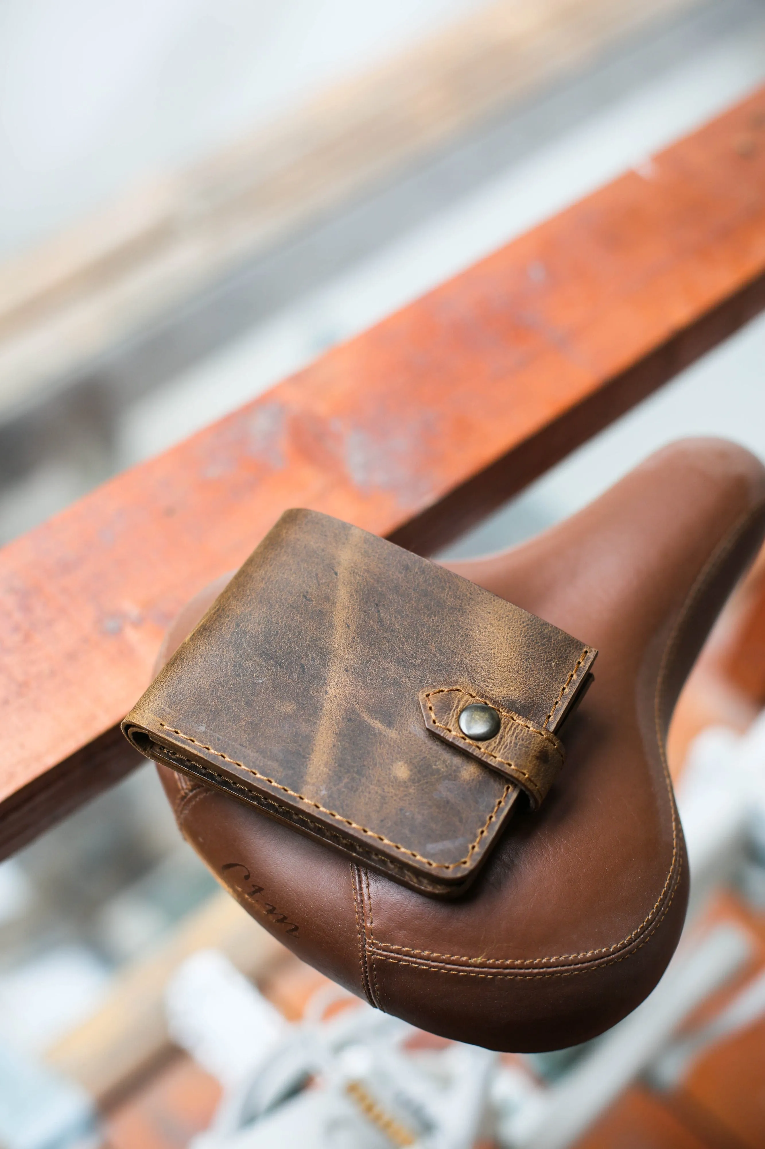 Bifold Leather Wallet - Coffee Brown