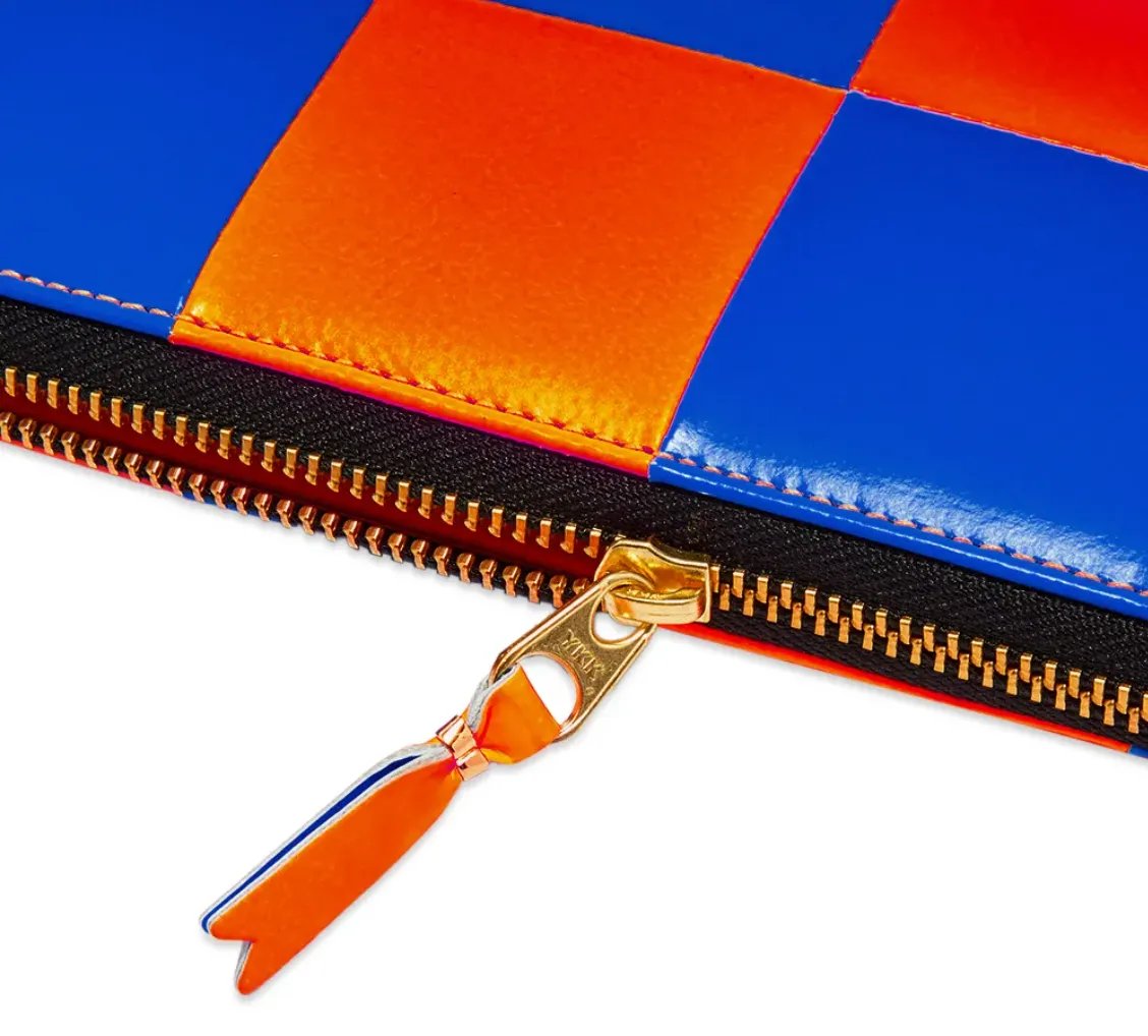 COMME DES GARÇONS FLUO SQUARES ZIP WALLET ORANGE / BLUE