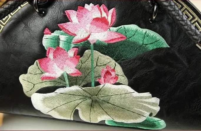 Vintage Flower Embroidery Shoulder Handbag